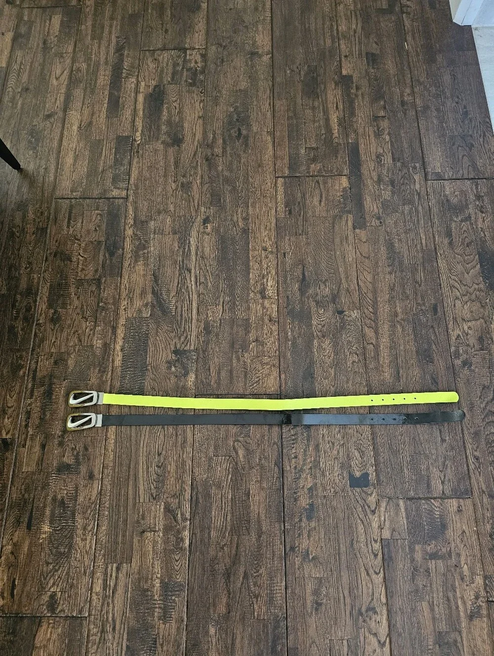 NIKE YOUTH GOLF BELTS SIZE MED.